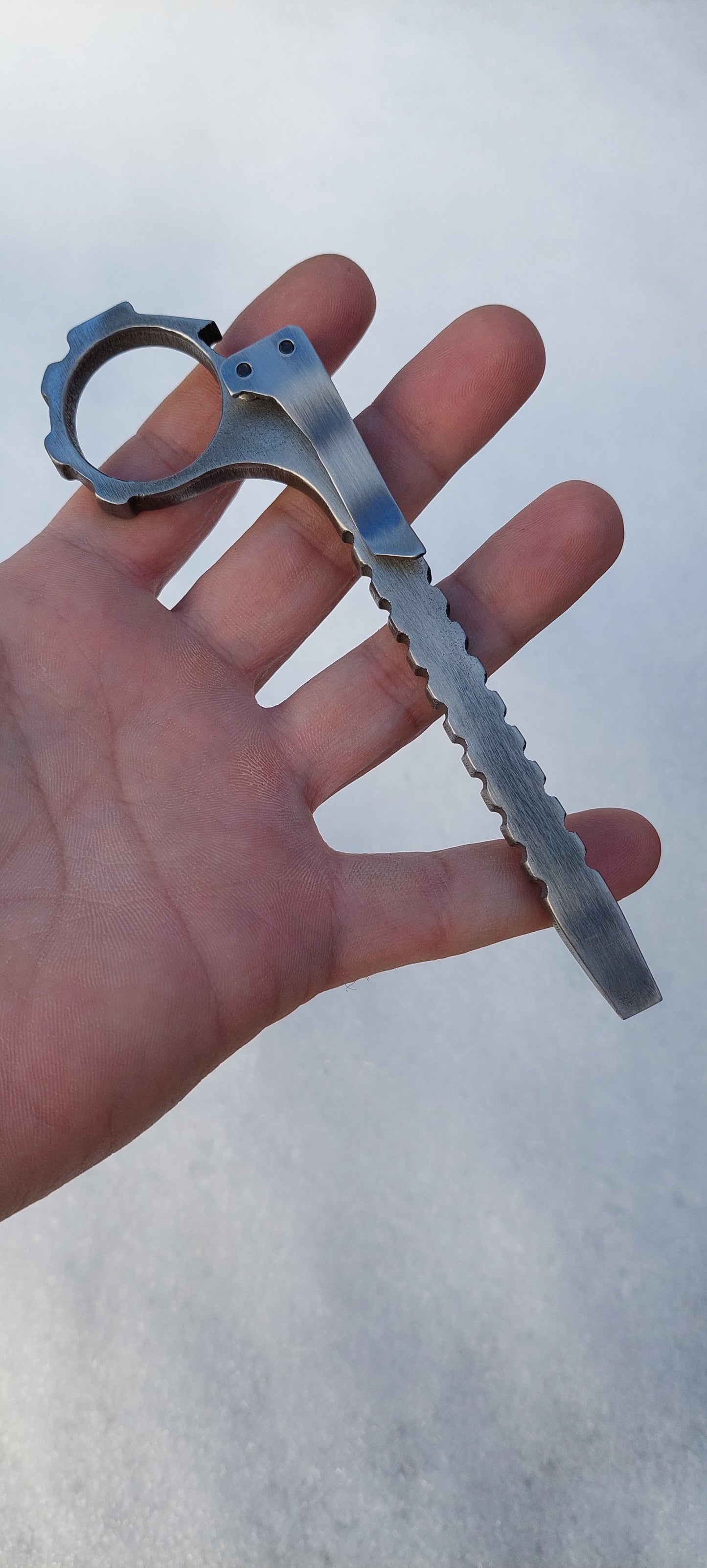 Tactical Titanium Ring Pry
