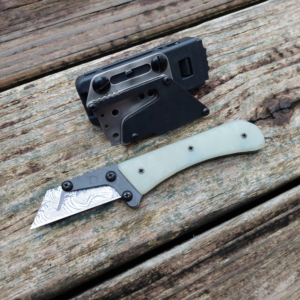 Teale Designs Tools Curve Fixed Utility Knife - Jade Green G10 Black Oxide