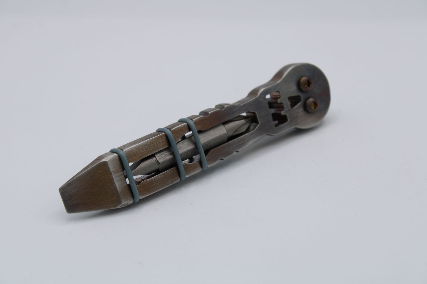 Teale Designs Tools Stainless Skull Pry - Gun Metal
