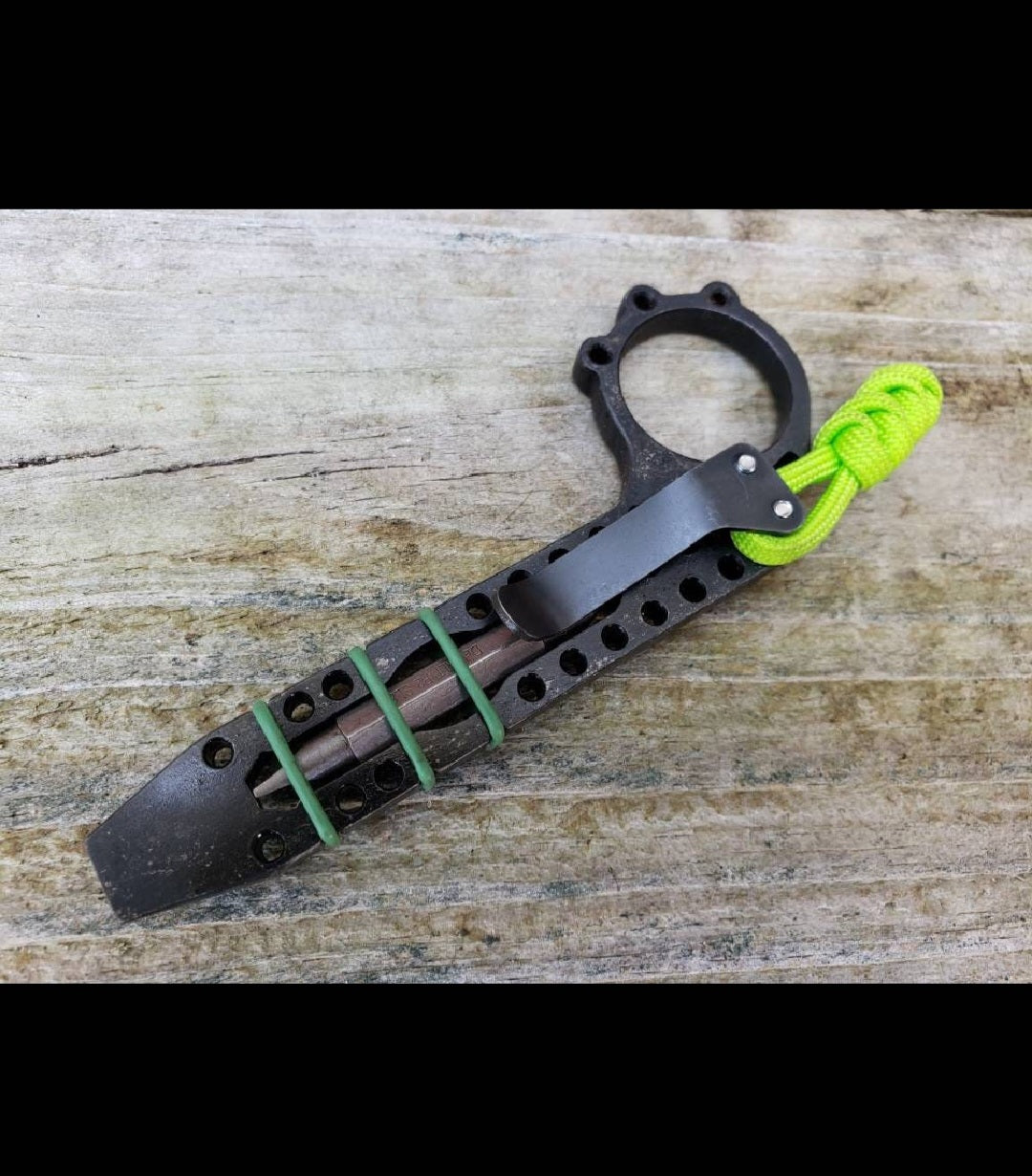 Teale Designs Tools Single Ring Pocket Pry Bar - Perforated Black Oxide