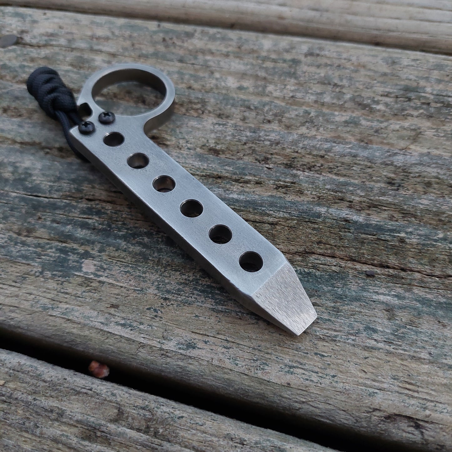 Teale Designs Tools Ring Perf Pry Stainless - Polished