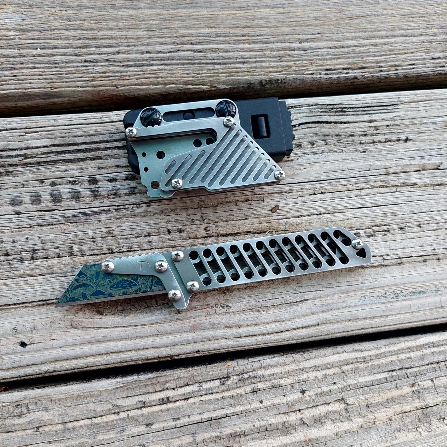 Teale Designs ToolsFixed Utility Knife - Polished Slots