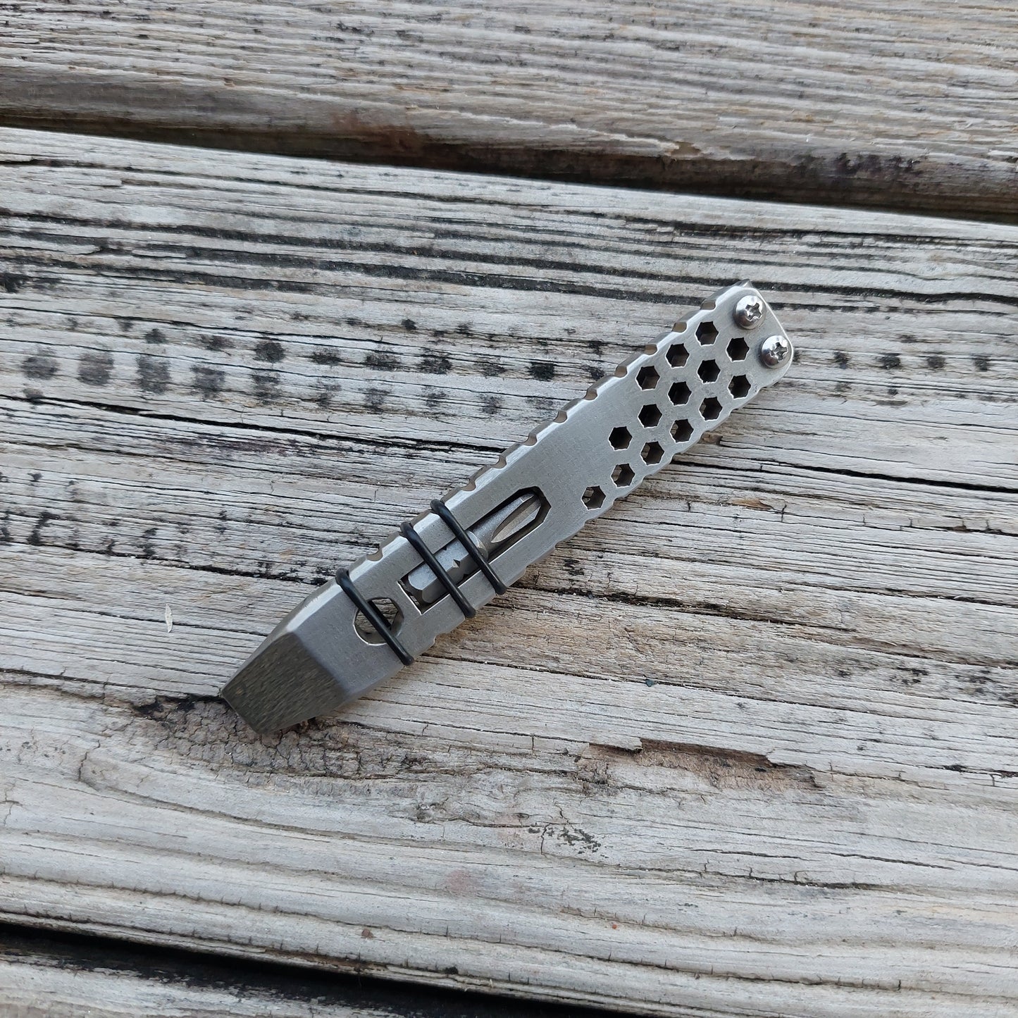 Teale Designs Tools Hex Pry - Polished Deep Clip