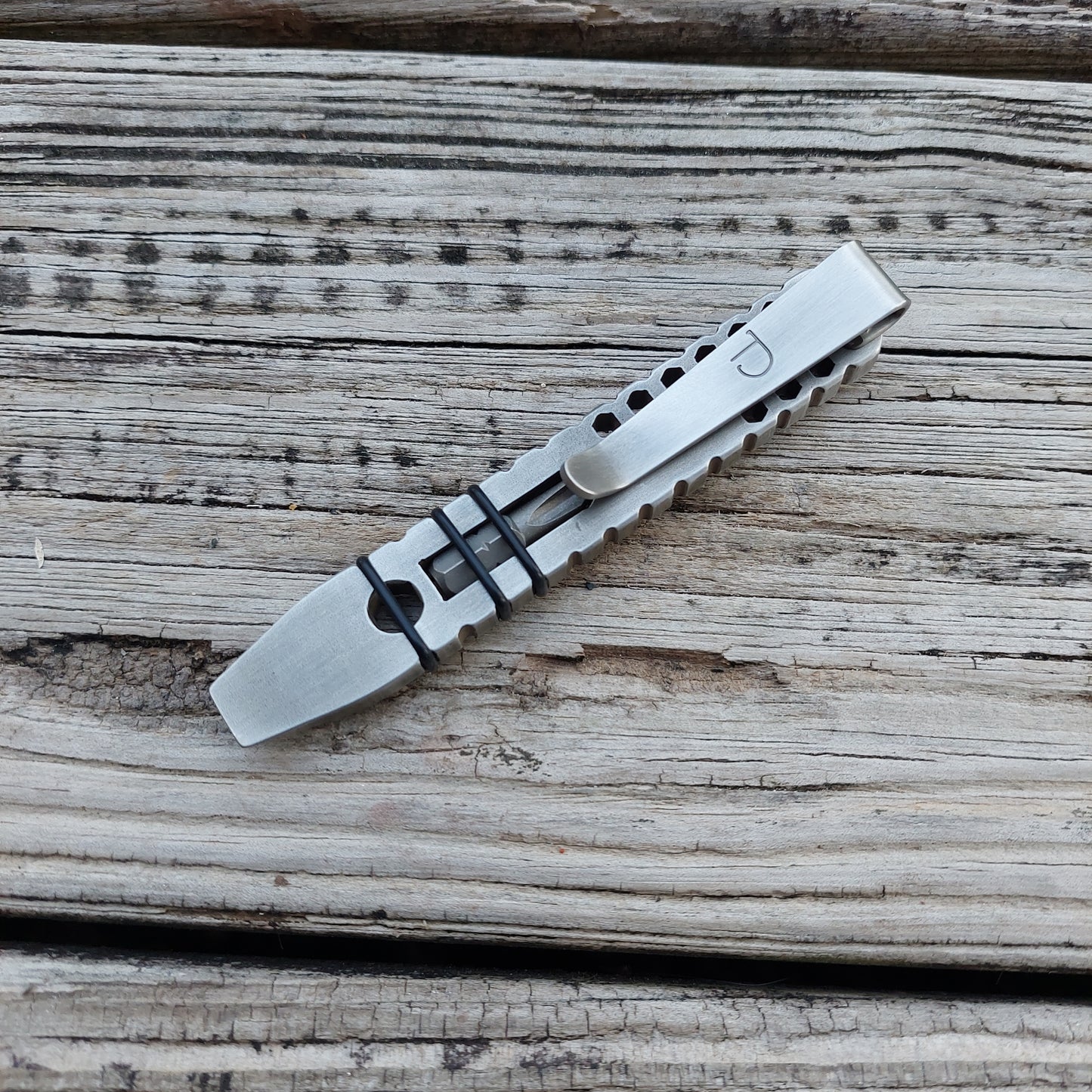Teale Designs Tools Hex Pry - Polished Deep Clip