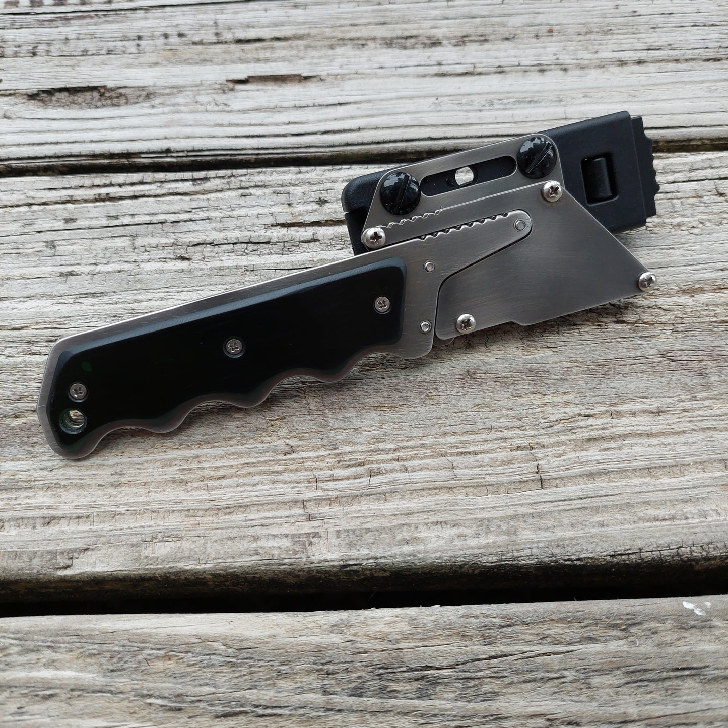 Teale Designs Tools Contour Fixed Utility Knife - Green Polycarbonate