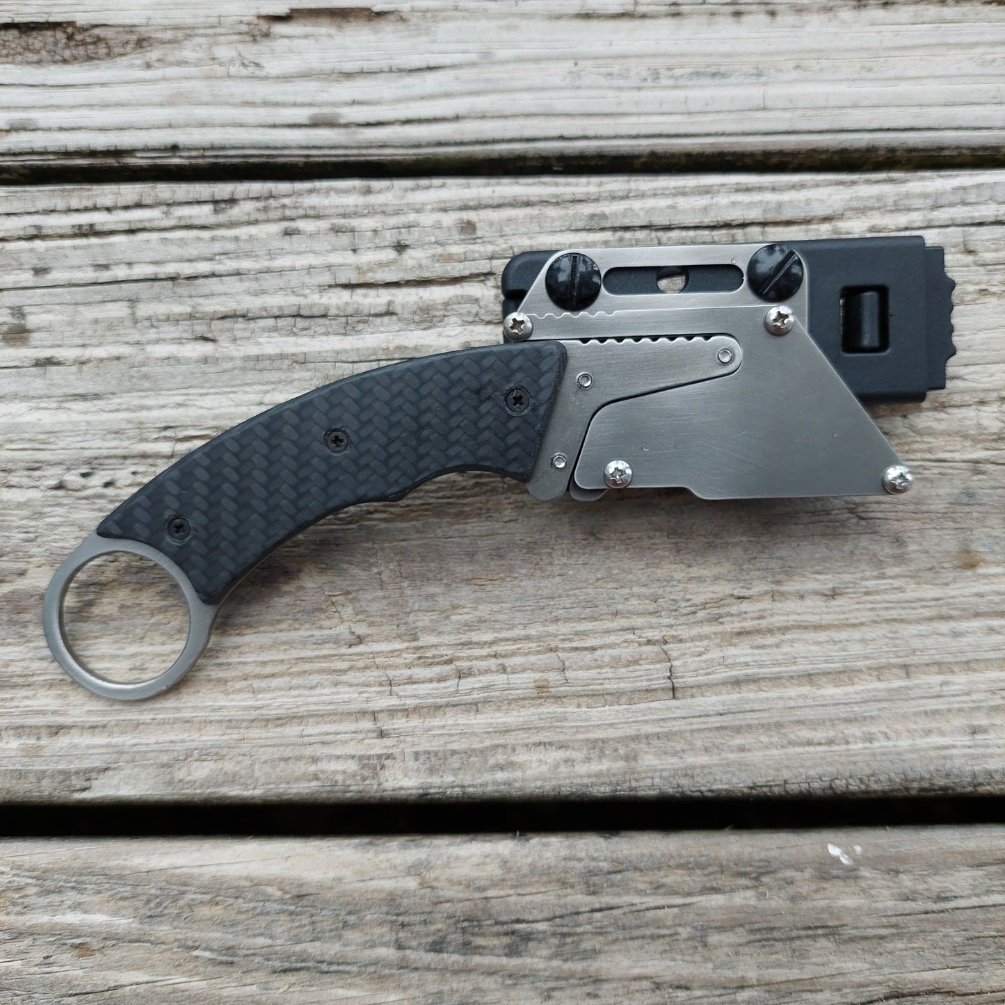 Teale Designs Tools Karambit Fixed Utility Knife - Carbon Fiber