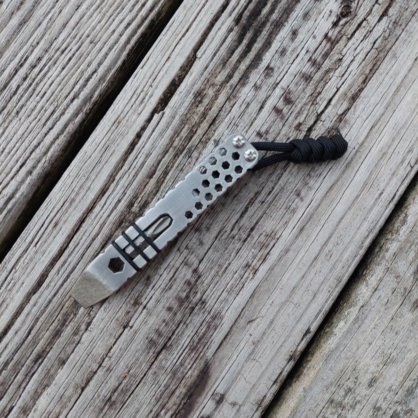 Teale Designs Tools Pry- Hex Single Polished