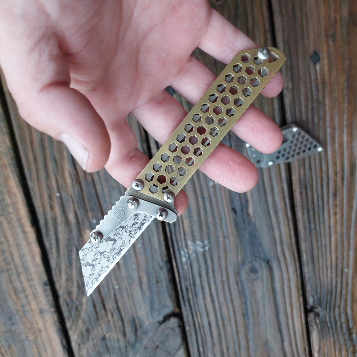 Teale Designs Tools Fixed Utility Knife - Hex Brass Slim