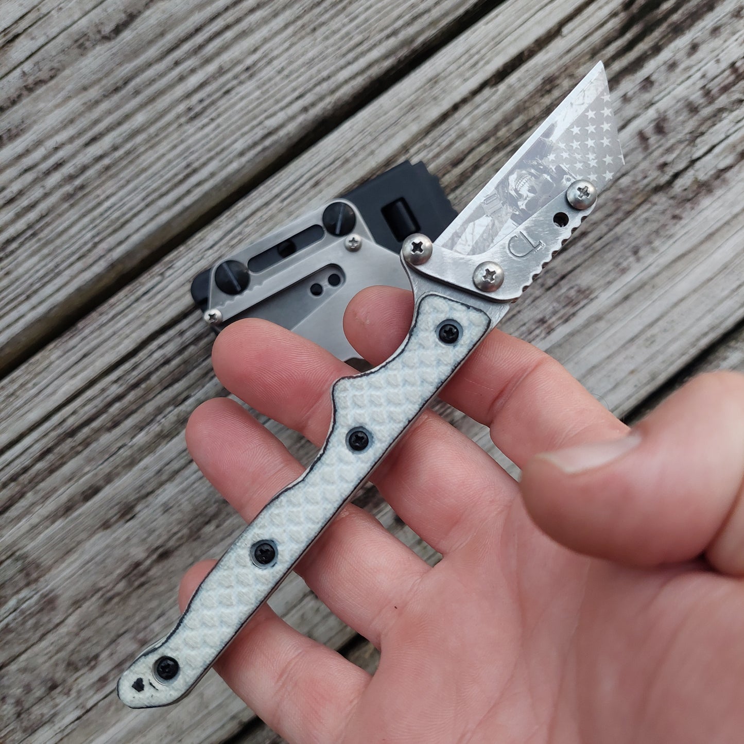 Teale Designs Tools Slim Fixed Utility Knife - Fishscales White Black G10