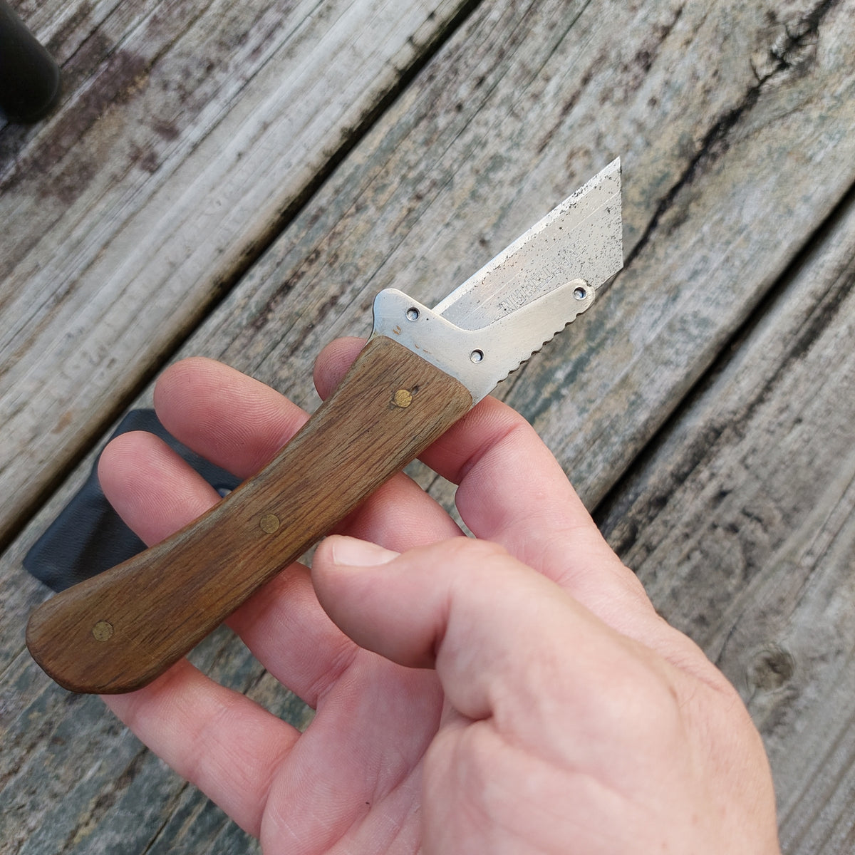 Teale Designs Tools Curve Fixed Utility Knife - Oak