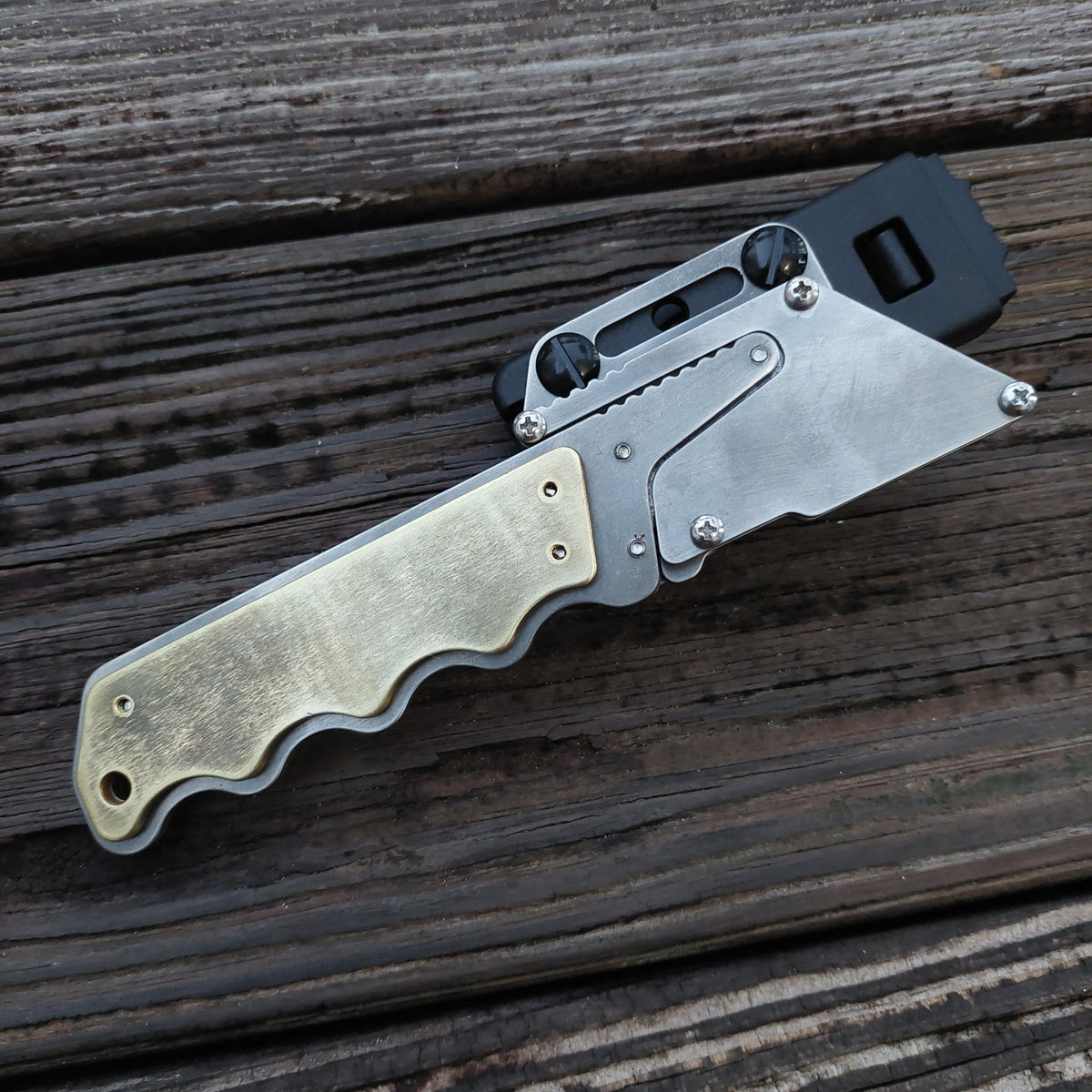 Teale Designs Tools  Fixed Utility Knife - Contour Brass