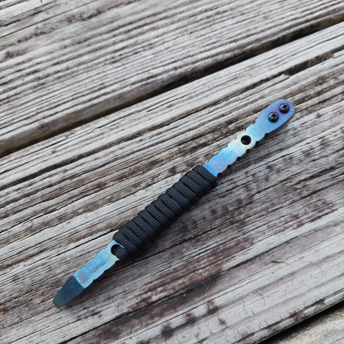 TD Pen Ti Pry - Titanium Tactical Flathead Prybar Breacher Flamed