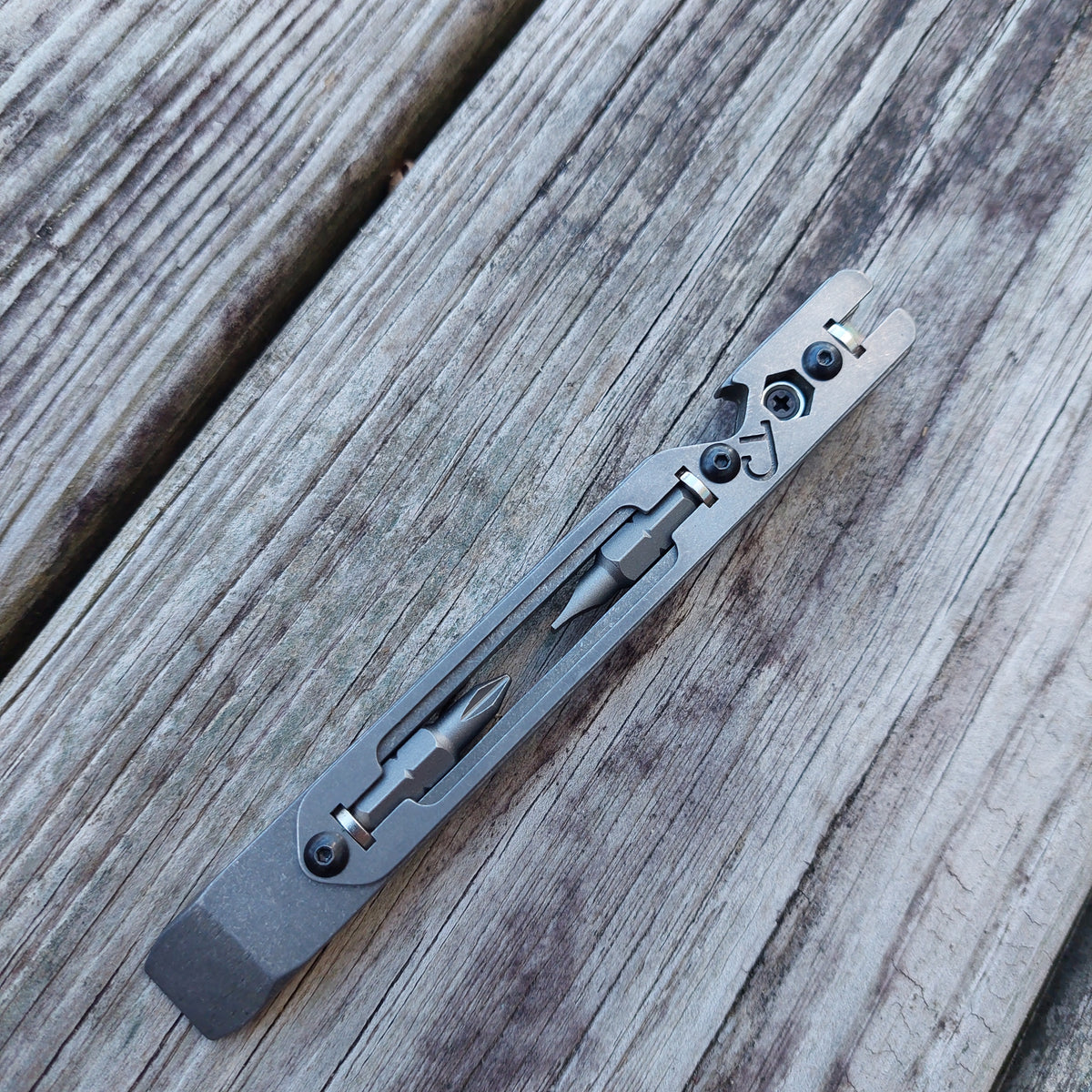 TD Tools Pen Bandless Titanium Magnetic Drive Pry (MDP) - Stonewashed