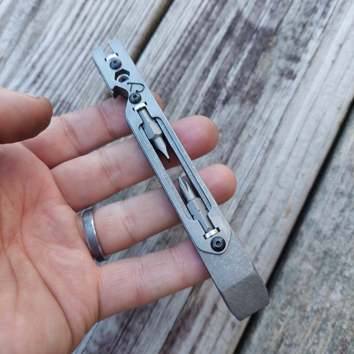 TD Tools Pen Bandless Titanium Magnetic Drive Pry (MDP) - Stonewashed
