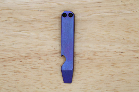 Teale Designs Tools Stocky Titanium Pocket Pry Bar - Blurple