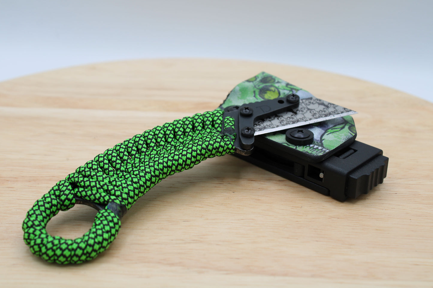 TD Tools Para-K.U.K - Fixed Blade Paracord Karambit Utility Knife Kydex Sheath - Zombie Green